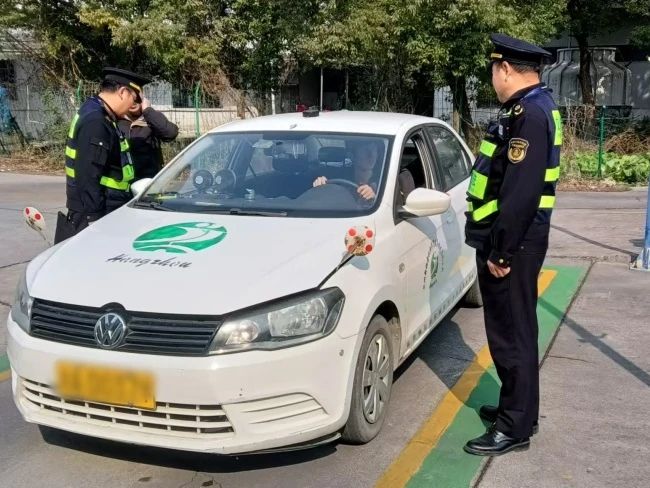 1745311477704042.jpg hangzhou01.jpg